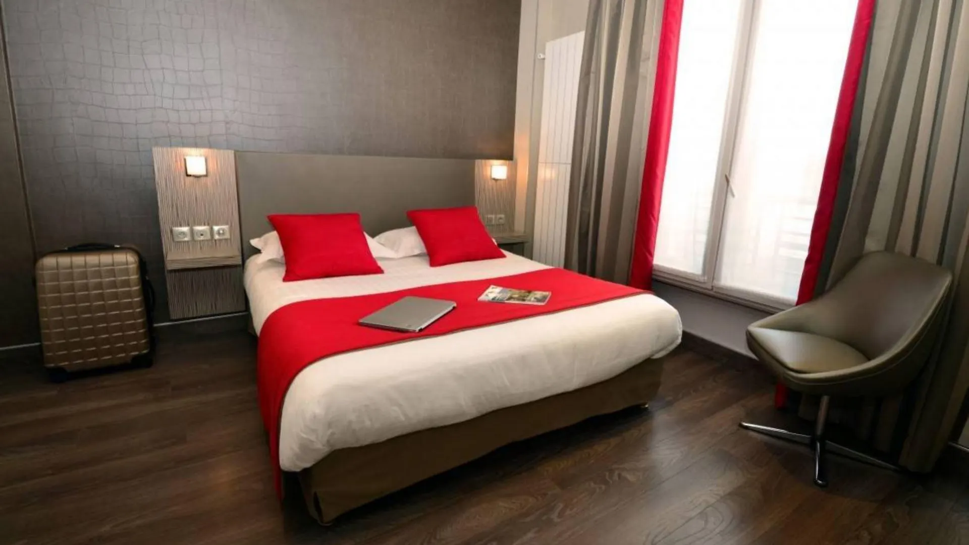 Acropole Hotel 3*