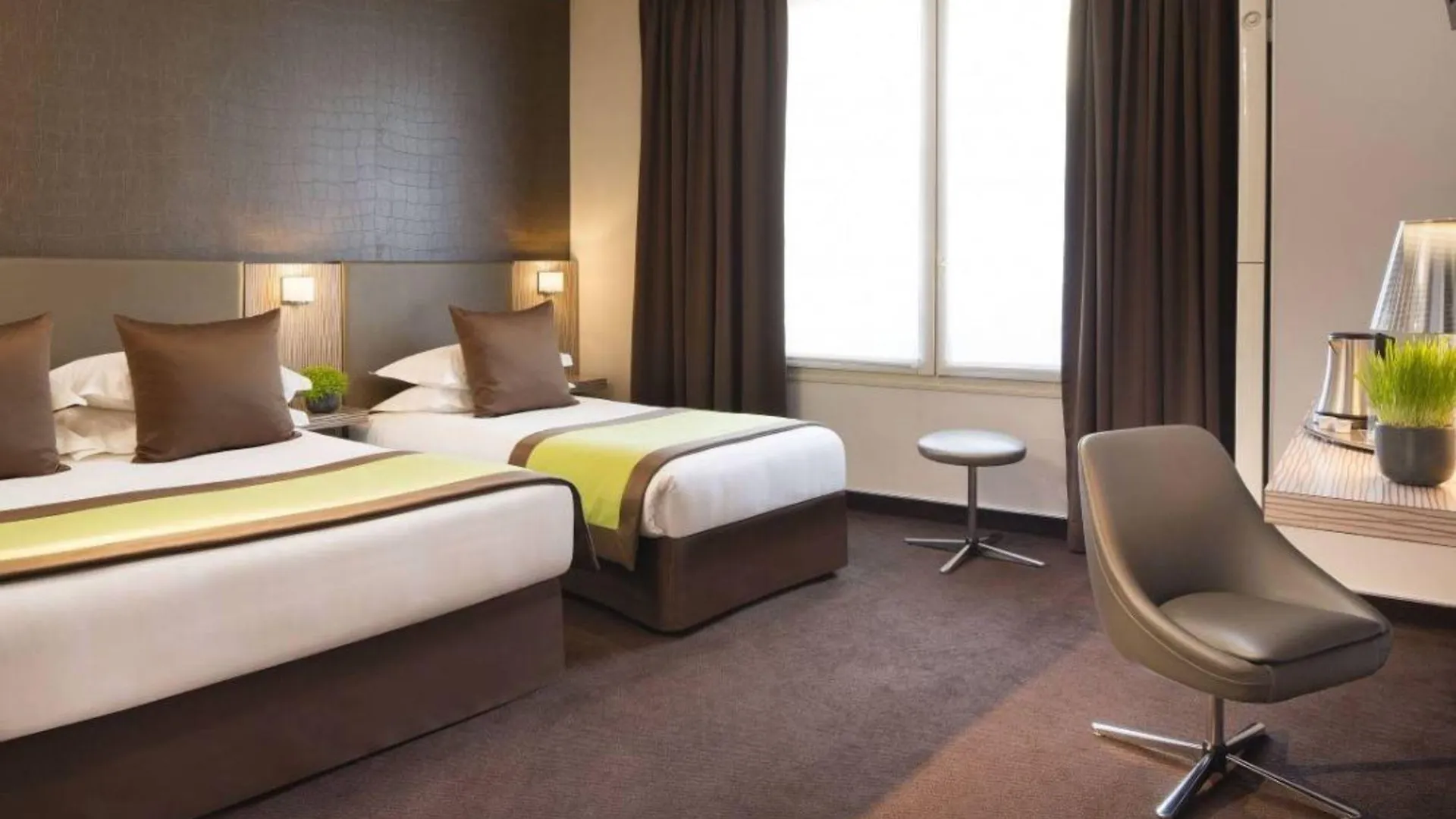 Hotel Acropole Paris